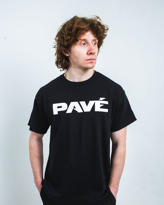 PAVÉ LOGO TEE - BLACK